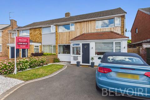 undefined, Newfield Close, Telford TF11