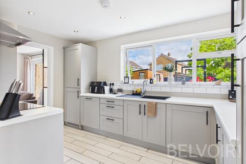 undefined, Newfield Close, Telford TF11