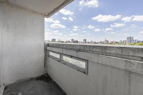 2 bedroom apartment for sale, Elmslie Point, Leopold Street, London, E3