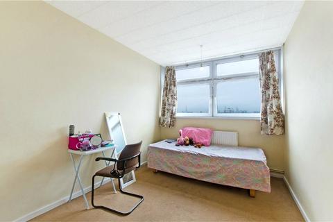 2 bedroom apartment for sale, Elmslie Point, Leopold Street, London, E3