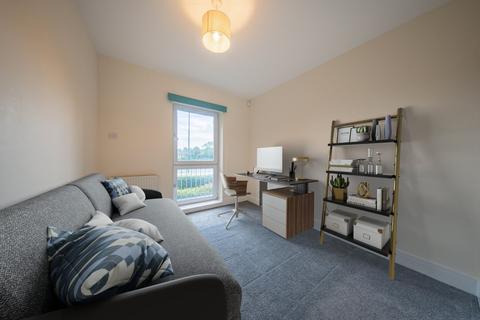 3 bedroom flat for sale, 18/5 Fettes Rise, Fettes, Edinburgh, EH4