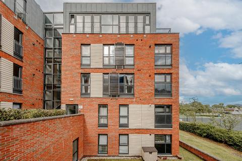 3 bedroom flat for sale, 18/5 Fettes Rise, Fettes, Edinburgh, EH4