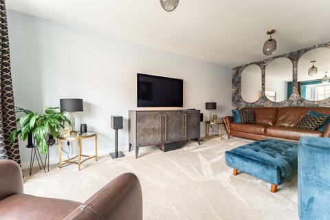 4 bedroom detached house for sale, Young Drive, Market Weighton YO43
