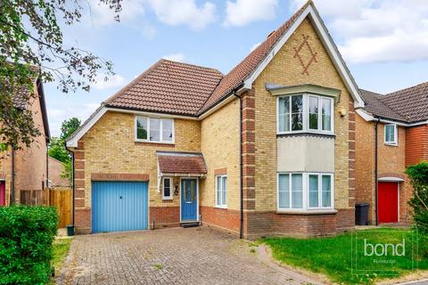 4 bedroom detached house for sale, Ridgewell Avenue, Chelmsford CM1