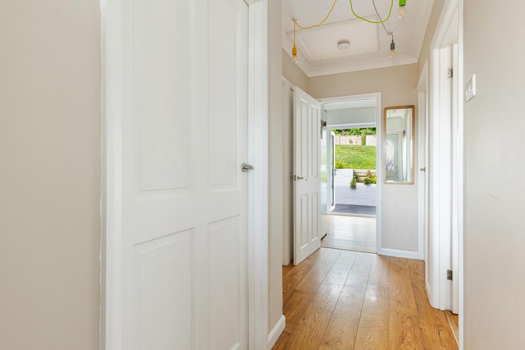 A18 - 14 Clifton Crescent, Paignton - 250626