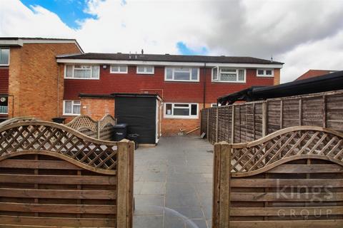 3 bedroom terraced house for sale, Juniper Close, Broxbourne