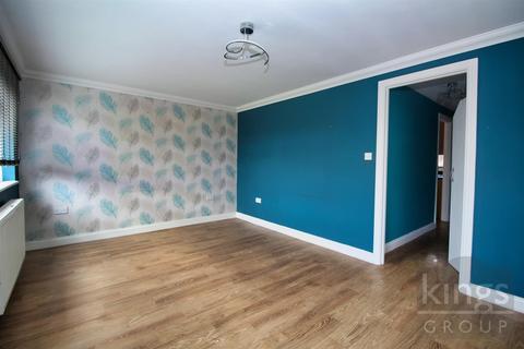 3 bedroom terraced house for sale, Juniper Close, Broxbourne