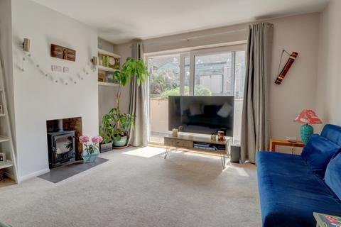 2 bedroom bungalow for sale, Forest Close, Buckinghamshire HP27