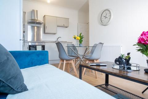 2 bedroom flat to rent, Surrey Road, Margate, Cliftonville, CT9
