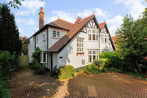 Semi-detached house - Banbury Road, Oxford, Oxfordshire