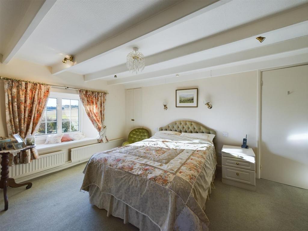 CAM03358 G0-PR0154-STILL068.jpg