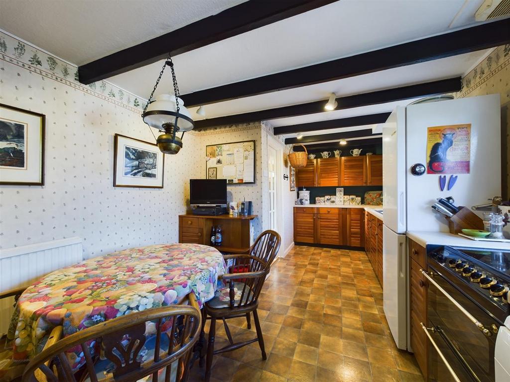 CAM03358 G0-PR0154-STILL061.jpg