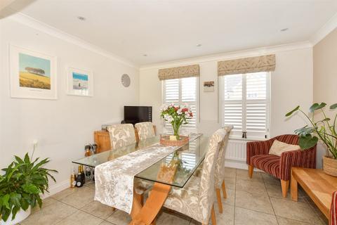 4 bedroom detached house for sale, Eversfield, Near Horsham RH13