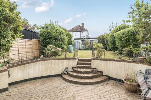 3 bedroom semi-detached house for sale, Walden Avenue, Chislehurst