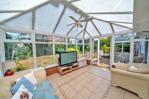 undefined, Pool Close, Shareshill, Wolverhampton WV10