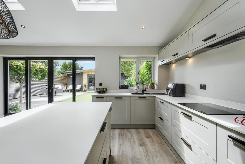 Dining/Living Kitchen
