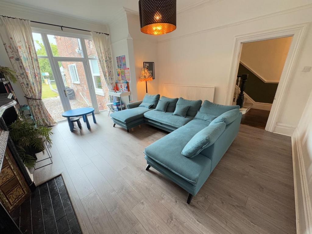 Rear reception room