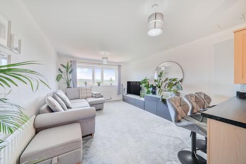 99, Waterside House Abbey Close, Taunton, TA1 1AN