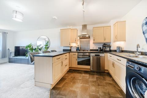 99, Waterside House Abbey Close, Taunton, TA1 1AN
