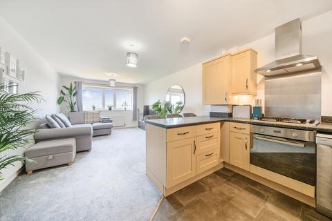 99, Waterside House Abbey Close, Taunton, TA1 1AN