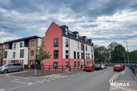 3 bedroom flat to rent, West Craven Street, Salford