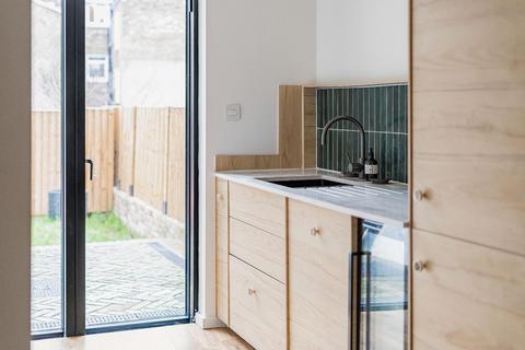 undefined, Saltram Crescent, London