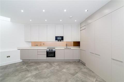 3 bedroom house to rent, Penrose Mews, London SW6