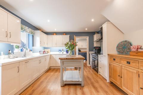 6 Bunkers Hill, Sporle, King's Lynn, PE32 2ER