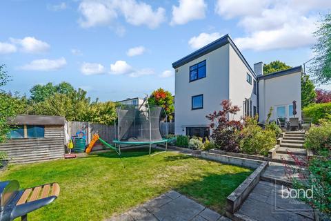 4 bedroom detached house for sale, Chignal Road, Chelmsford CM1