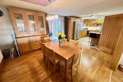 5 bedroom detached house for sale, Savile Royd, Savile Park Halifax