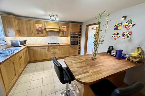 undefined, Savile Royd, Savile Park Halifax