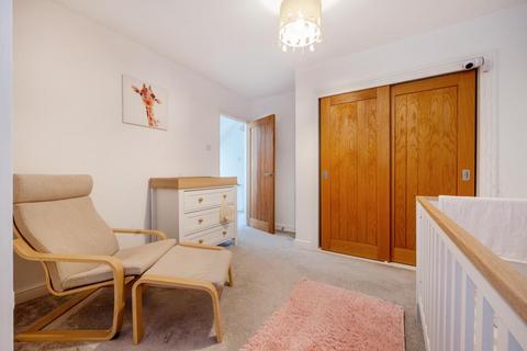 5 Birdlip Close, Witney, OX28 5GE