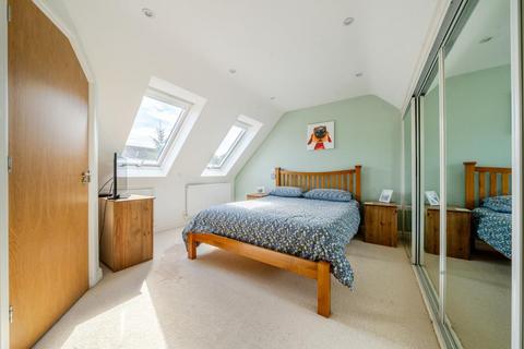 5 Birdlip Close, Witney, OX28 5GE