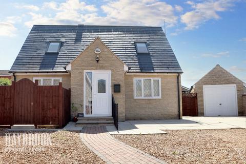 3 bedroom detached bungalow for sale, Nethermoor Lane, Killamarsh