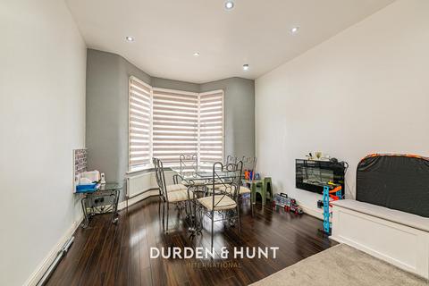 undefined, Shrewsbury Road, Forest Gate E7