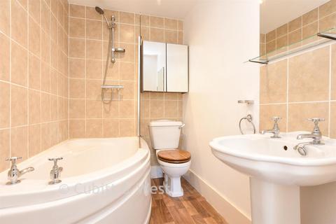 1 bedroom flat for sale, Doods Road, Reigate, Surrey
