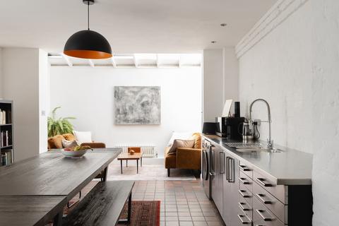 1 Peary Place, London, E2 0QW