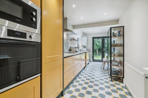 11 Riverside Close, St Albans, AL1 1SG