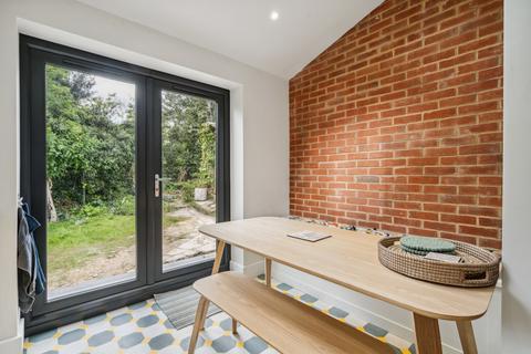 11 Riverside Close, St Albans, AL1 1SG