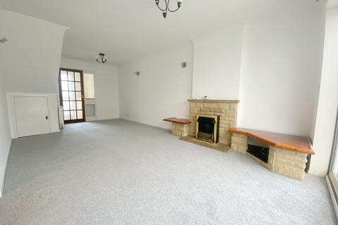 3 bedroom detached house to rent, Viscount Walk, Bournemouth, BH11 9