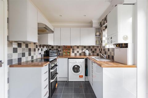 7 Caling Croft, New Ash Green, Longfield, DA3 8PX