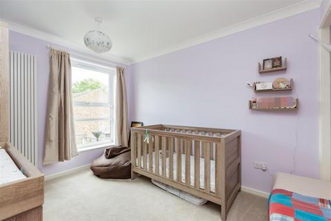 7 Caling Croft, New Ash Green, Longfield, DA3 8PX