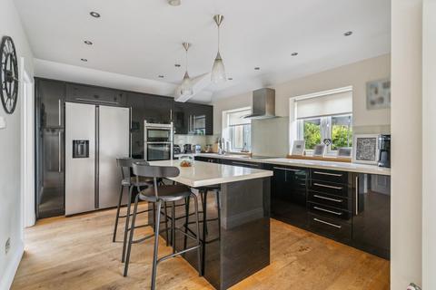4 bedroom semi-detached house for sale, Herkomer Road, Bushey, WD23