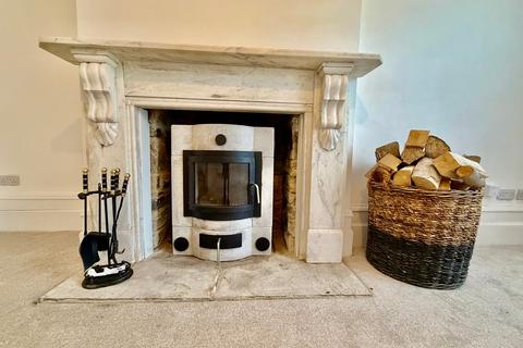 4 bedroom semi-detached house for sale, Hill House Lane, Oxenhope, Keighley, BD22