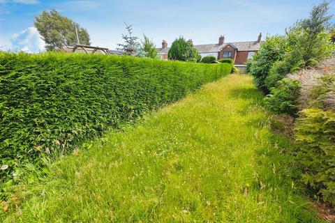 2 bedroom cottage for sale, Crewe Road, Winterley, Sandbach