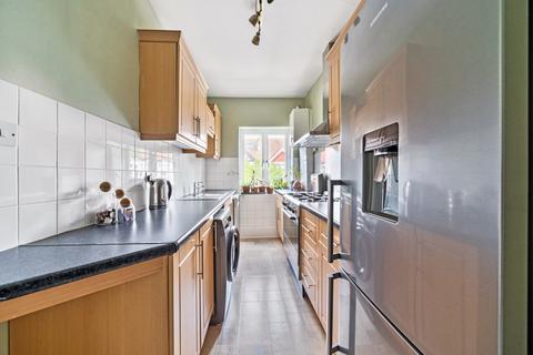 8a Lancaster Gardens, London, W13 9JY