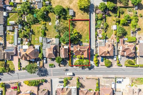 4 bedroom detached house for sale, Minster Road, Minster On Sea, Sheerness, Kent, ME12