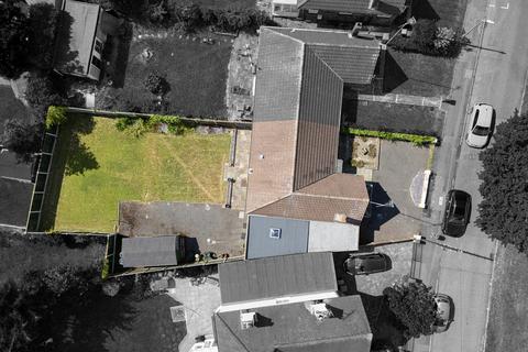 2 bedroom bungalow for sale, Rectory Lane, Essex IG10