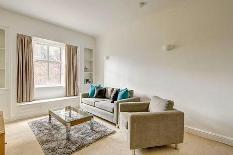 Park Road, London NW8