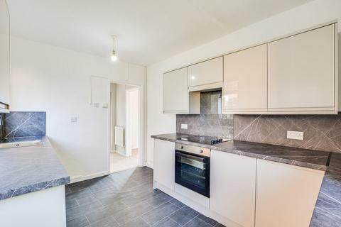 2 bedroom terraced house to rent, Goyt Valley Road, Stockport, SK6